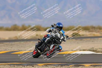 media/Dec-17-2022-SoCal Trackdays (Sat) [[224abd9271]]/Turn 15 (155pm)/